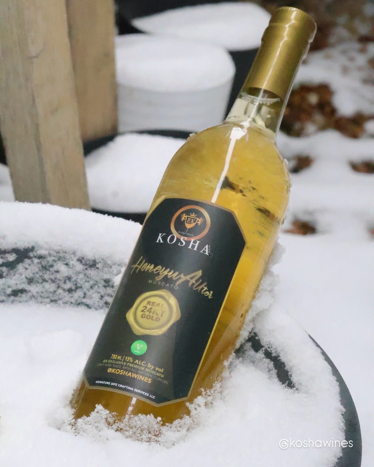 Honeywater Moscato - 24KT Gold