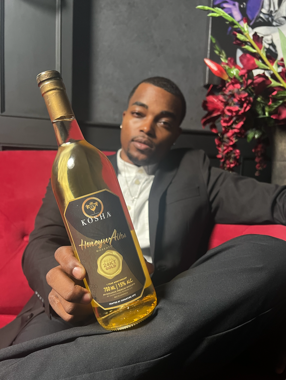 Honeywater Moscato - 24KT Gold